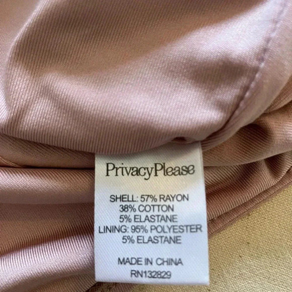 NWOT PRIVACY PLEASE - Blush Pink Long Sleeve Bodysuit Small - Picture 4 of 4